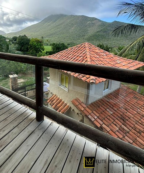 Townhouse en venta Playa Guacuco Isla de Margarita