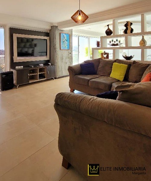 Duplex en venta Playa el Ángel Isla de Margarita